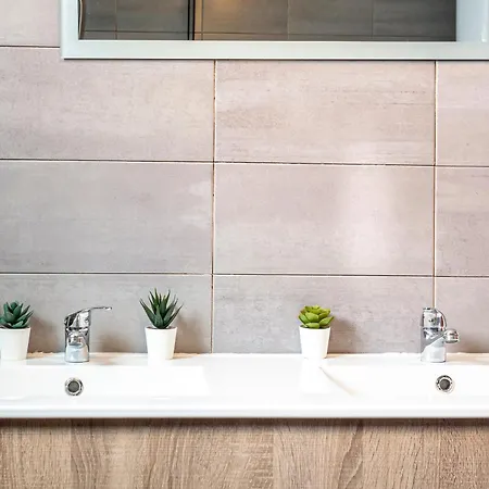 Thomas Calheta * Lombada Dos Marinheiros