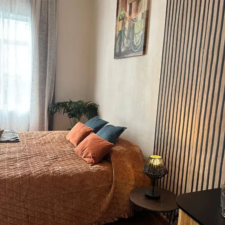 Thomas Calheta * Lombada Dos Marinheiros